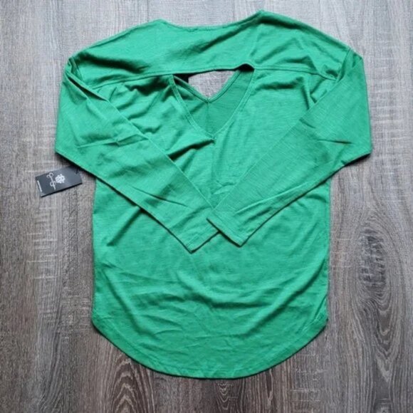 Jessica Simpson "Hester" keyhole back Top - Picture 2 of 2